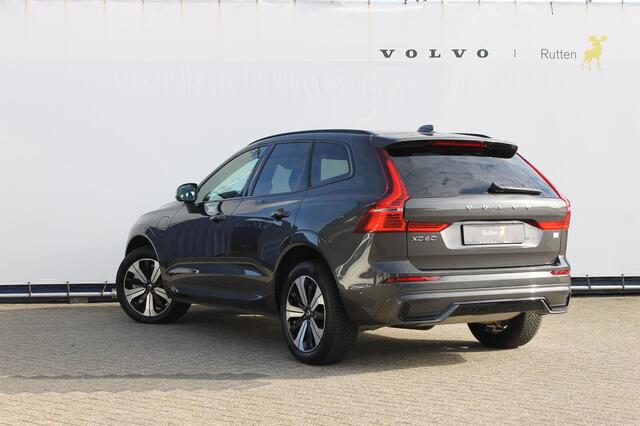 Volvo XC60 2.0 T6 Plug-in hybrid AWD Plus Dark Adaptieve cruise control / Panoramisch schuif-kanteldak / Lederen bekleding / 19" lm velgen / Google infotainment