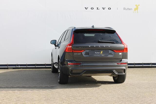 Volvo XC60 2.0 T6 Plug-in hybrid AWD Plus Dark Adaptieve cruise control / Panoramisch schuif-kanteldak / Lederen bekleding / 19" lm velgen / Google infotainment