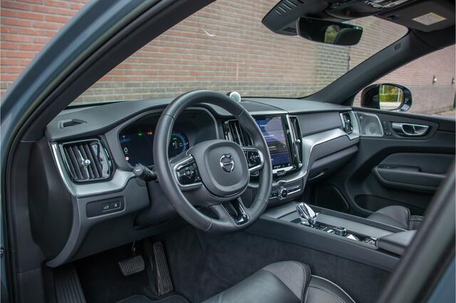 Volvo XC60 T8 Recharge Ultimate Dark, Heico Sportiv, Origineel NL, Bowers & Wilkins, Luchtvering, Trekhaak, 360 Camera, Head-up.