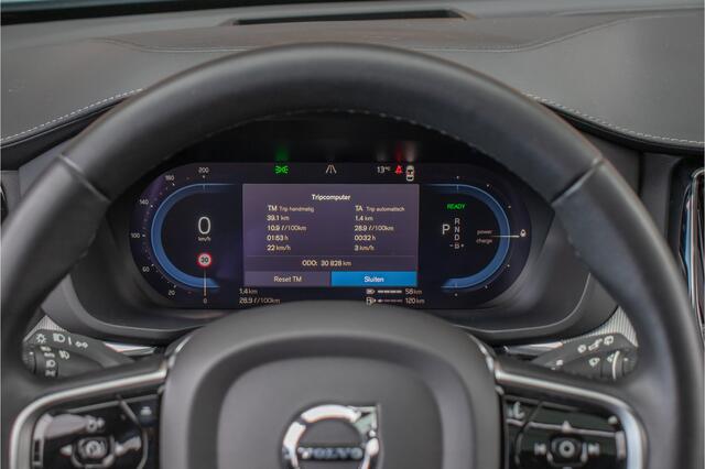 Volvo XC60 T8 Recharge Ultimate Dark, Heico Sportiv, Origineel NL, Bowers & Wilkins, Luchtvering, Trekhaak, 360 Camera, Head-up.