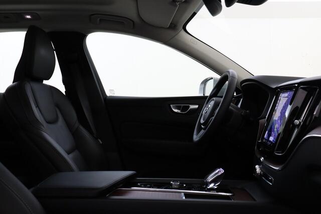 Volvo XC60 T6 PLUG-IN HYBRID AWD ULTIMATE BRIGHT -PANO.DAK|GEVENT.LEDER+MASSAGE|LUCHTVERING|TREKHAAK|360°CAM|HARMAN/KARDON