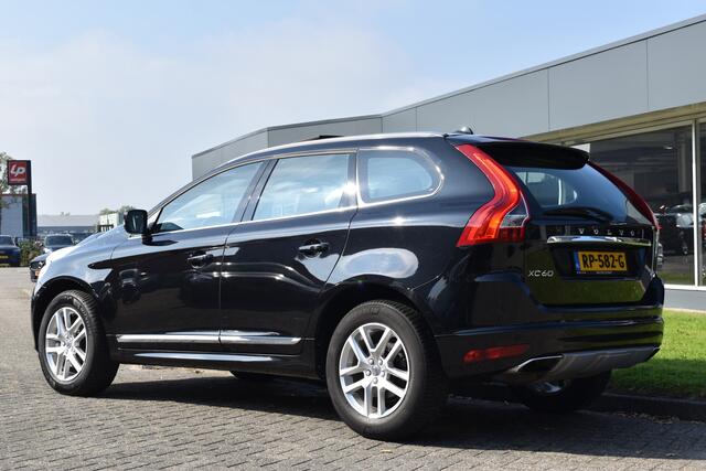 Volvo XC60 T5 245PK Automaat FWD Polar+