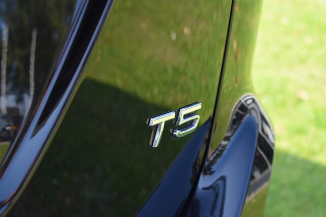 Volvo XC60 T5 245PK Automaat FWD Polar+