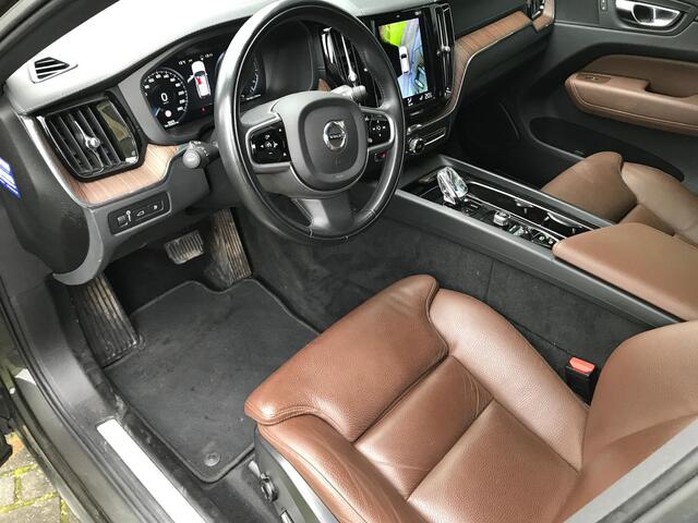 Volvo XC60 2.0 Recharge T6 AWD Inscription | Rijklaar incl 12 mnd Bovag | Panoramadak Trekhaak 360 camera Pilot assist