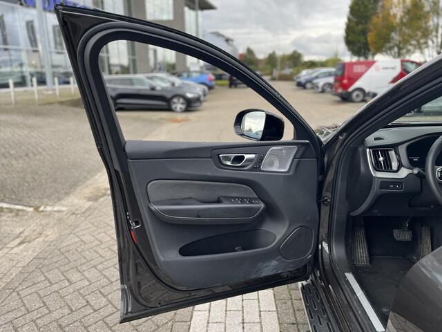 Volvo XC60 T8 Plug-in hybrid AWD Ultimate Dark