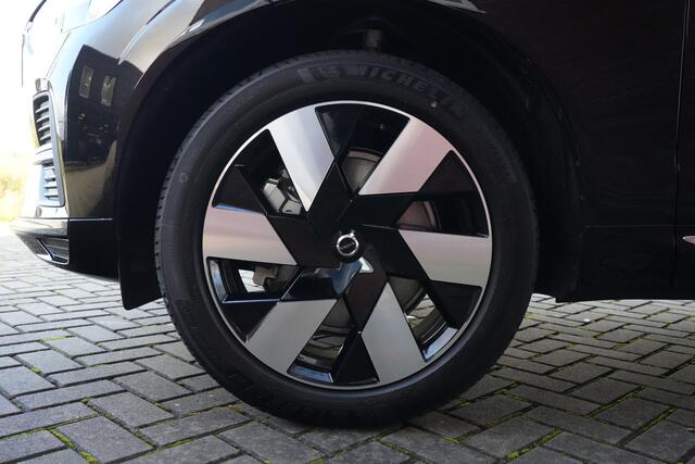 Volvo XC60 2.0 T6 Plug-in hybrid AWD Core Bright 350pk Panoramadak/Navigatie/Camera