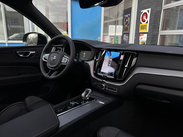 Volvo XC60 2.0 T8 Plug-in hybrid AWD Plus Dark GRATIS Afleverpakket! | Panoramadak | Memory | Adaptive Cruise | Harmon \ Kardon |