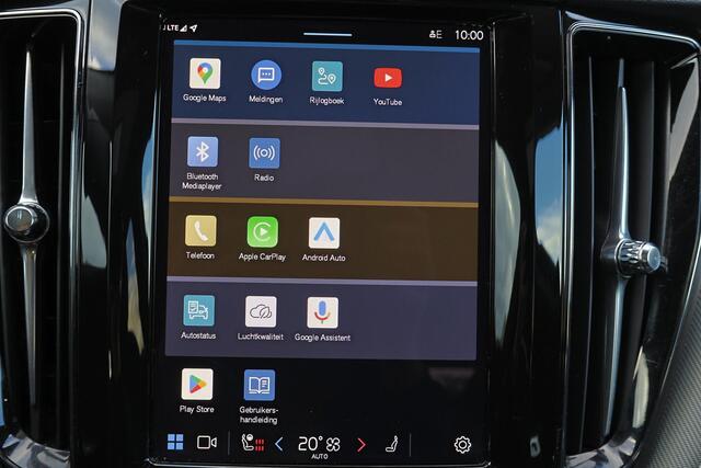 Volvo XC60 T6 Recharge AWD Plus Dark - LONG RANGE - Panorama/schuifdak - IntelliSafe Assist & Surround - 360º Camera - Harman/Kardon audio - Adaptieve LED koplampen - Verwarmde voorstoelen, stuur & achterbank - Parkeersensoren voor & achter - Elektr. bedienb. voorst