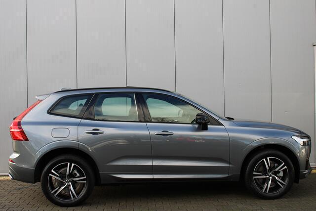 Volvo XC60 B5 265 pk Automaat R-Design | 360º Camera | Trekhaak | BLIS