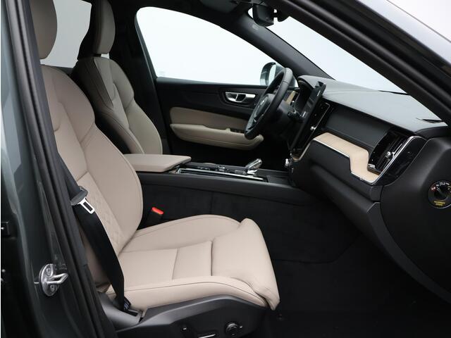 Volvo XC60 2.0 T6 Plug-in hybrid AWD Ultra Bright / Luchtvering / 360 Camera / Head-Up Display / Panoramadak / Harman Kardon / Getint Glas / BLIS / Keyless /