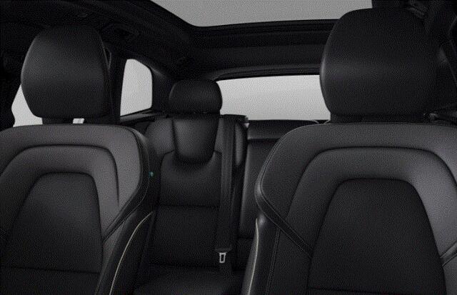 Volvo XC60 T6 350PK Automaat Plug-in hybrid AWD Plus Dark / Panoramadak / Harman Kardon / Luchtvering / 360 camera / Sport stoelen / 21'' velgen / NIEUWPRIJS EUR 81.500,-