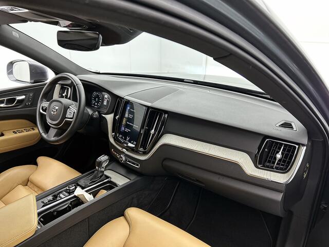 Volvo XC60 T5 AWD 251PK Inscription / Leder / Navigatie / Winter Line / Business Pack Connect / Intellisafe Pro Line / Versatility Line / Apk nieuw