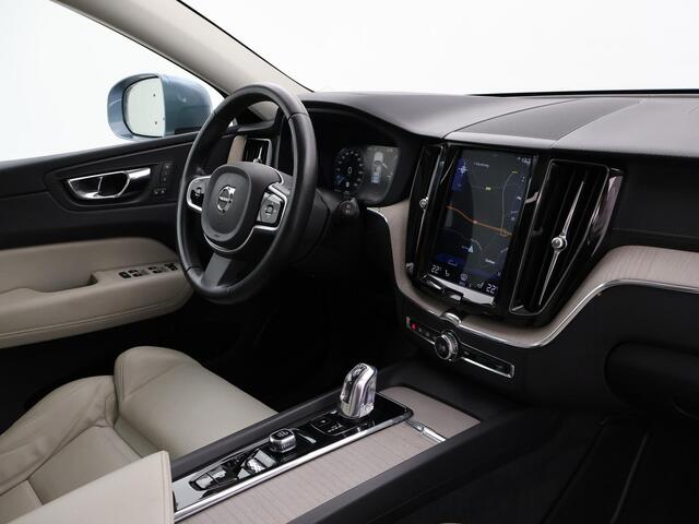 Volvo XC60 2.0 T8 TWIN ENGINE 390 PK INSCRIPTION + TREKHAAK | PANORAMA | LEDER | CARPLAY | 19 INCH | CAMERA