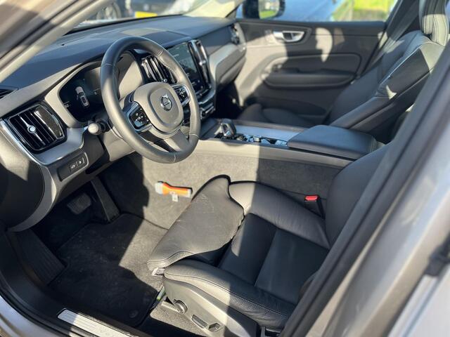 Volvo XC60 2.0 T6 Plug-in hybrid AWD Plus Dark