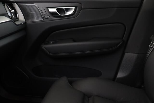 Volvo XC60 T6 PLUG-IN HYBRID AWD ULTRA DARK -PANO.DAK|HARMAN/KARDON|360°CAM|TREKHAAK|20"|HEAD-UP DISP.