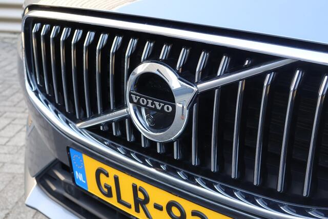 Volvo XC60 T8 AWD Inscription | Bowers & Wilkins | BLIS | Pilot Assist