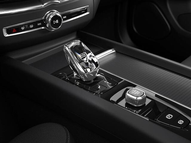 Volvo XC60 2.0 T6 Plug-in hybrid AWD Plus Black Edition Automaat / Panoramadak / Privacy Glass / MY2026 / 21" velgen / MY2026