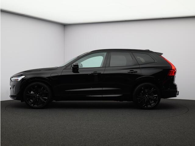 Volvo XC60 2.0 T8 Plug-in hybrid AWD Ultra Black Edition / Luchtvering / Head up display. / Trekhaak / Pan. dak / Harman Kardon / Stoel+stuur+achterbankverwarming