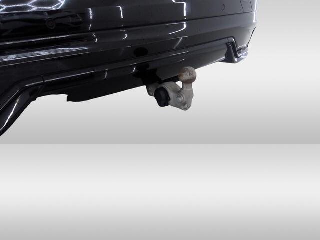 Volvo XC60 2.0 T8 RECHARGE 455PK AWD ULTIMATE DARK | Luchtvering | Trekhaak | Visual Park Assist