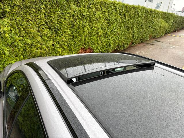 Volvo XC60 2.0 T6 Plug-in hybrid AWD Ultra Dark