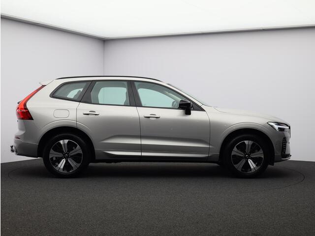 Volvo XC60 T6 AWD Plug-in hybrid AWD Plus Dark / Trekhaak / Pan. dak / Elektr. bed. stoelen / Stoel+stuur+achterbankverwarming