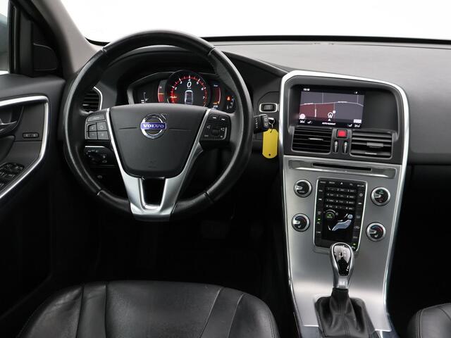 Volvo XC60 2.0 T5 FWD 245 PK POLAR+ PANORAMA | LEDER | TREKHAAK | STOELVERW.