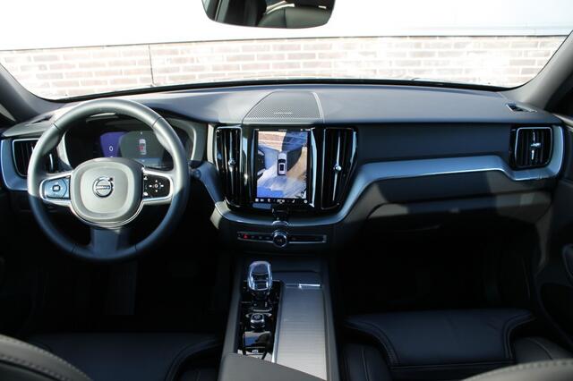 Volvo XC60 2.0 T6 AWD Black Edition - Pano - Luchtvering - Harman/Kardon