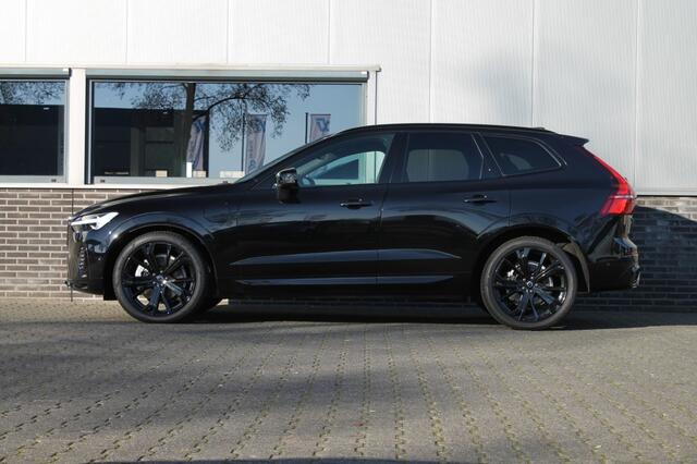 Volvo XC60 2.0 T6 AWD Black Edition - Pano - Luchtvering - Harman/Kardon