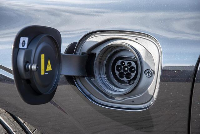 Volvo XC60 2.0 RECHARGE T6 AWD ULTIMATE DARK LONG RANGE