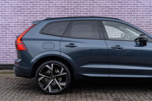 Volvo XC60 2.0 T6 Plug-in hybrid AWD Plus Black Edition | Panoramadak | 360 camera | Head-up display | Luchtvering | 22" lichtmetalen velgen | Getint Glas | Harman Kardon audio | Keyless Entry | Adaptive Cruise Control | Premium pakket |
