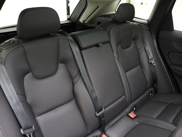 Volvo XC60 T8 455pk AWD Plus Bright / Luchtvering / Stoelventilatie / Harman en Kardon audio / Rondomzicht camera / Panorama dak /