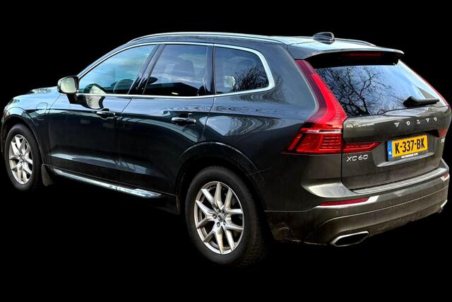 Volvo XC60 2.0 T8 AWD 299kW/407pk Aut8 Twin Engine Inscription PANORAMADAK + HEAD-UP DISPLAY + STOELVERWARMING V&A + STUURVERWARMING + ADAPT.CRUISE + PILOT ASSIST + STANDKACHEL + ON-CALL + SUBWOOFER + LEER + CAMERA + PARKASSISTENT + 20" LM-VELGEN/18" LM-VELGEN WINTE