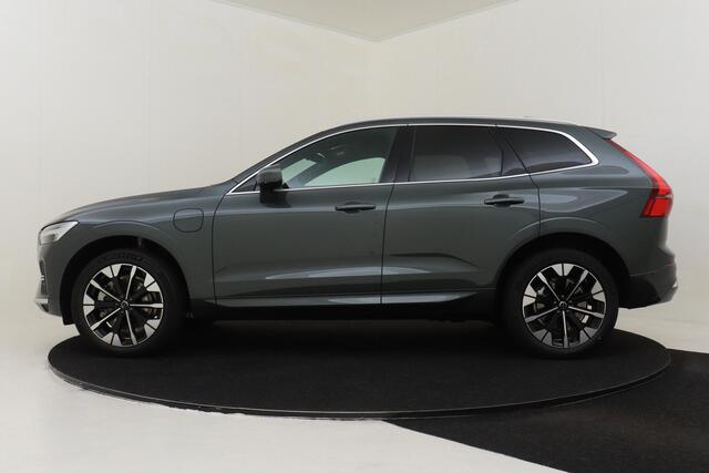 Volvo XC60 II T6 PLUG-IN HYBRID AWD ULTRA DARK *NIEUW!* -PANO.DAK|HARMAN/KARDON|360°CAM|ADAP.LED|HEAD-UP DISP.|PRIVACY.GLAS|LUCHTVERING|GELAAGD.GLAS|FACELIFT