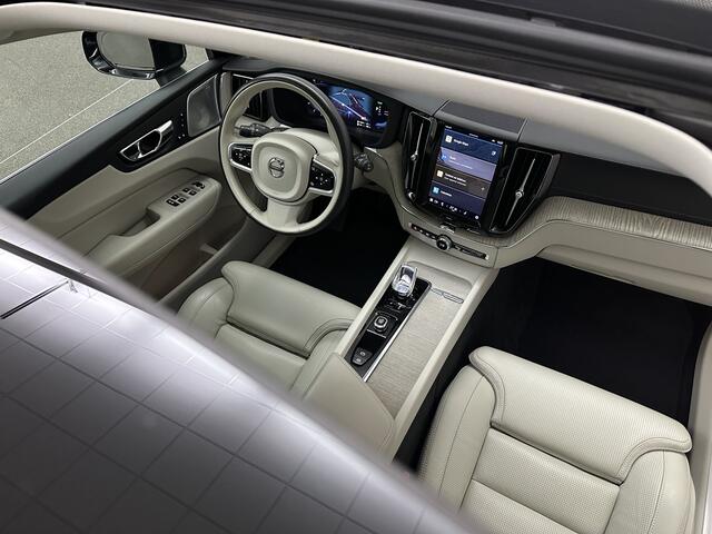 Volvo XC60 350PK Ultimate Bright | Bowers & Wilkins | Luchtvering | Panorama | Massage | ACC | 360 Camera | T6 | Stoelventilatie | Head-Up | Keyless-Entry | Orrefors Glaspook | Pilot-Assist | Stoelverwarming V+A | Stand-Kachel | Memory | Stuurverwarming | Dodehoek |