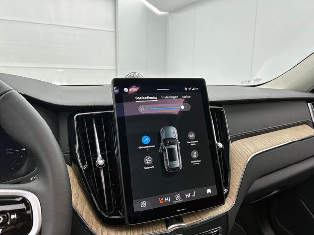 Volvo XC60 Ultra Bright Recharge Plug-In Hybrid AWD | Panorama dak | Bowers