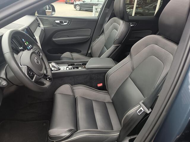 Volvo XC60 2.0 T6 Plug-in hybrid Dark, trekhaak, schuifdak