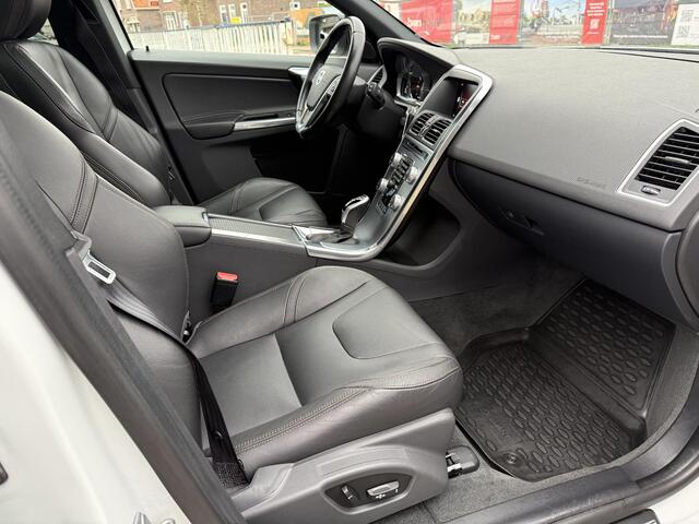 Volvo XC60 2.0 T6 306 pk Summum Luxury-line