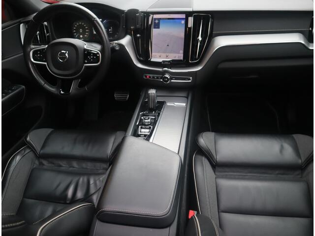 Volvo XC60 2.0 Recharge T6 AWD Business Pro / Panoramadak