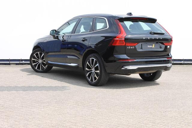 Volvo XC60 T6 350PK Automaat AWD Ultimate Bright Head up display / Google infotainment / Panoramisch schuif-kanteldak / Lederen bekleding / 20" lichtmetalen velgen / Apple Carplay
