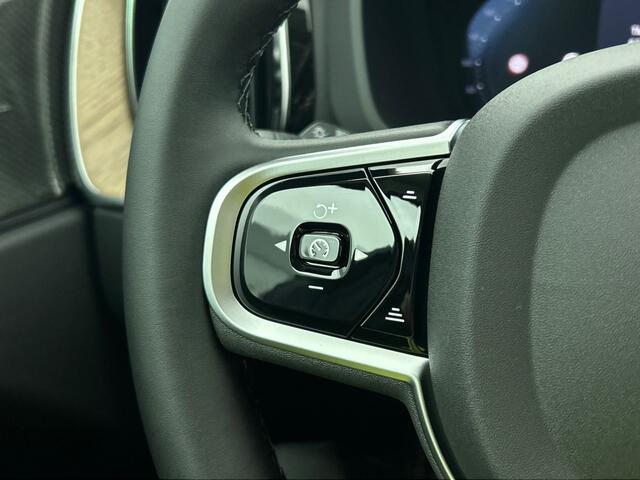 Volvo XC60 Plus Dark Plug-In Hybrid AWD | 20"LM velgen | Onyx Black | Demon