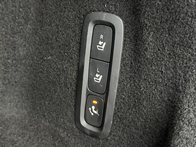 Volvo XC60 2.0 T8 Twin Engine AWD R-Design Automaat Polestar/Schuifdak