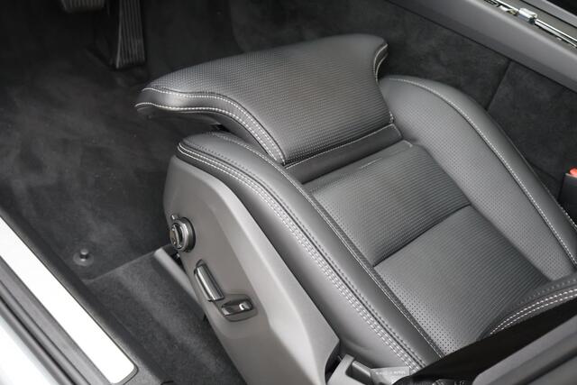 Volvo XC60 T8 Plug-in hybrid AWD Ultra Black Edition | FULL OPTION | Luchtvering | Bowers & Wilkins | Gelaagd glas