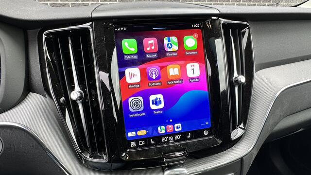 Volvo XC60 2.0 T8 Plug-in hybrid AWD Plus Dark | Panorama | Google Maps | Camera | Leder