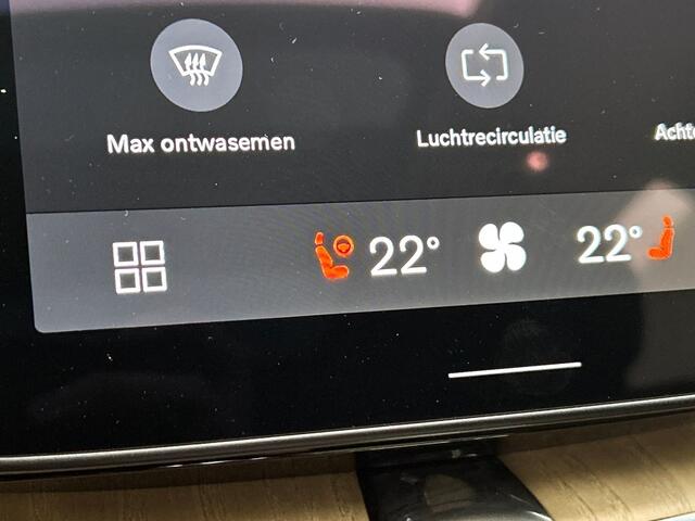 Volvo XC60 T6 AWD Ultra Dark | Luchtvering | Trekhaak