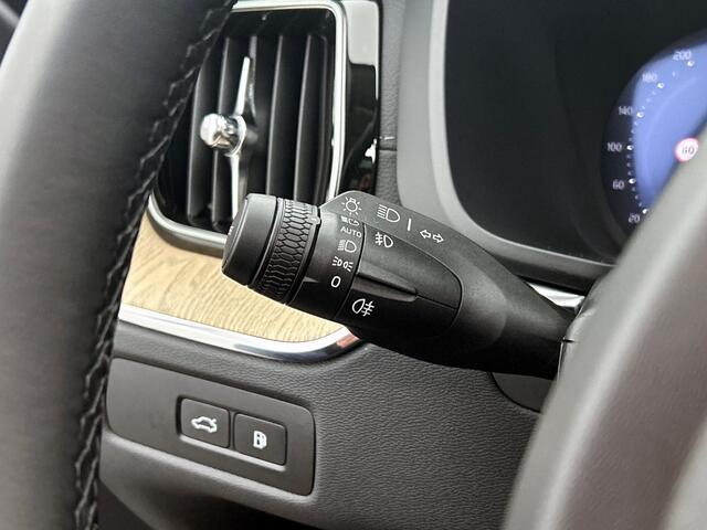 Volvo XC60 T6 AWD Ultra Dark | Luchtvering | Trekhaak