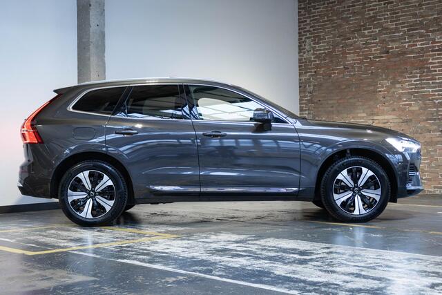 Volvo XC60 T8 Plug-in hybrid AWD Plus Bright | 1ste Eigenaar | Adaptive Cruise Control | Semi-Electrische wegklapbare trekhaak | 360° Parkeercamera | BLIS | Harman Kardon Premium Audio | Parkeerverwarming | Dealeronderhouden