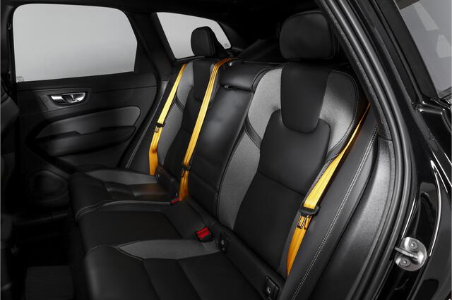 Volvo XC60 2.0 T8 Plug-in-hybrid AWD Polestar Engineered - Facelift MY26 | S/K-Panodak | Dig.Cockpit | Adapt.Cruise | Harman/Kardon | Stoel+-Stuurverw. | Elek. stoelen | 360 Camera | NAV + App.Connect + NAV | ECC | LM 22" | 9218