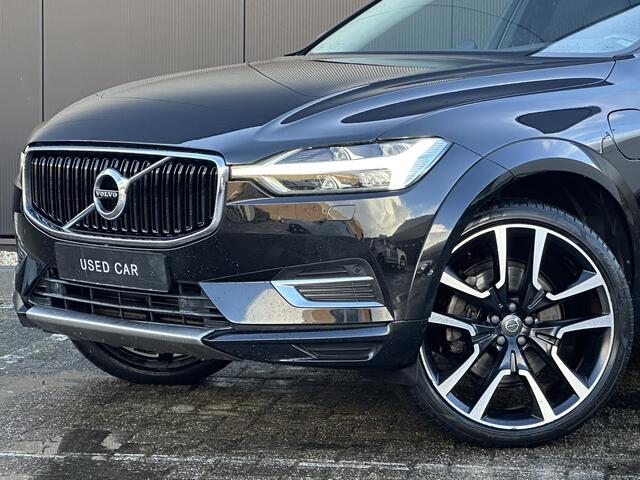 Volvo XC60 2.0 T8 Twin Engine AWD Inscription / Elek. Stoelen / Trekhaak / Panoramadak / Bowers & Wilkins / Camera / Leder /22 inch/ Stoelen+Stuur+Achterbank Verwarmd / BLIS / Carplay /