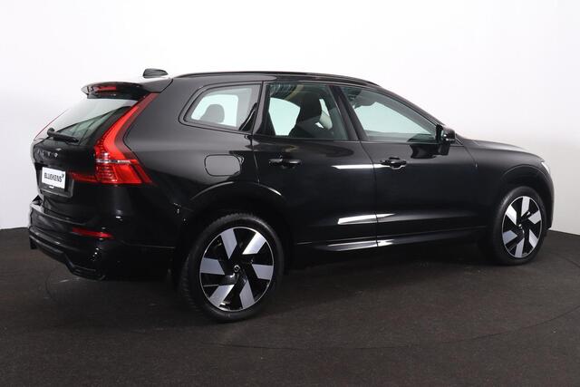 Volvo XC60 T6 Recharge AWD Ultra Dark - Panorama/schuifdak - IntelliSafe Assist & Surround - 360º Camera - Harman/Kardon audio - Adaptieve LED koplampen - Verwarmde voorstoelen, stuur & achterbank - Parkeersensoren voor & achter - Elektr. bedienb. voorstoelen met ge