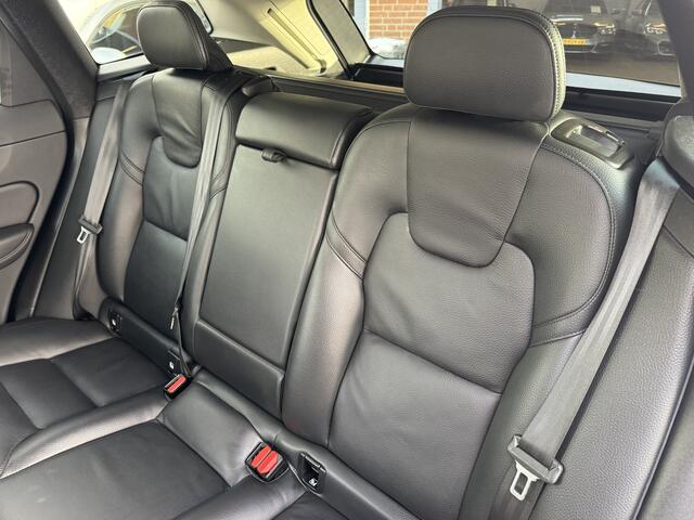 Volvo XC60 2.0 T8 Plug-in hybrid AWD Inscription Leder PanoSchuifdak Camera Carplay Headup